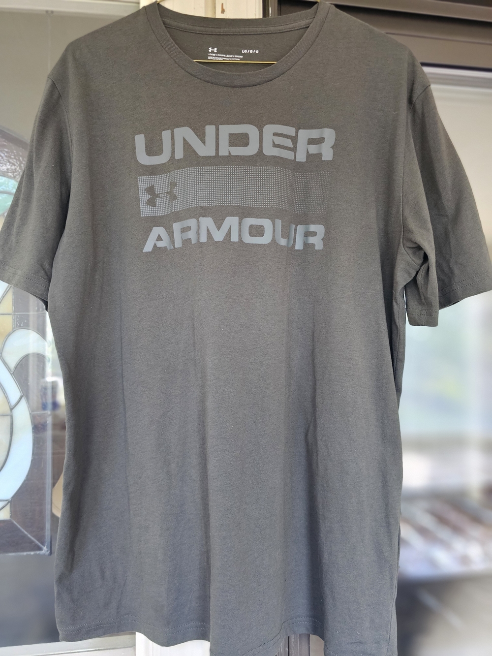 Under Armour Men’s Charcoal Graphic Logo Tee Size Large